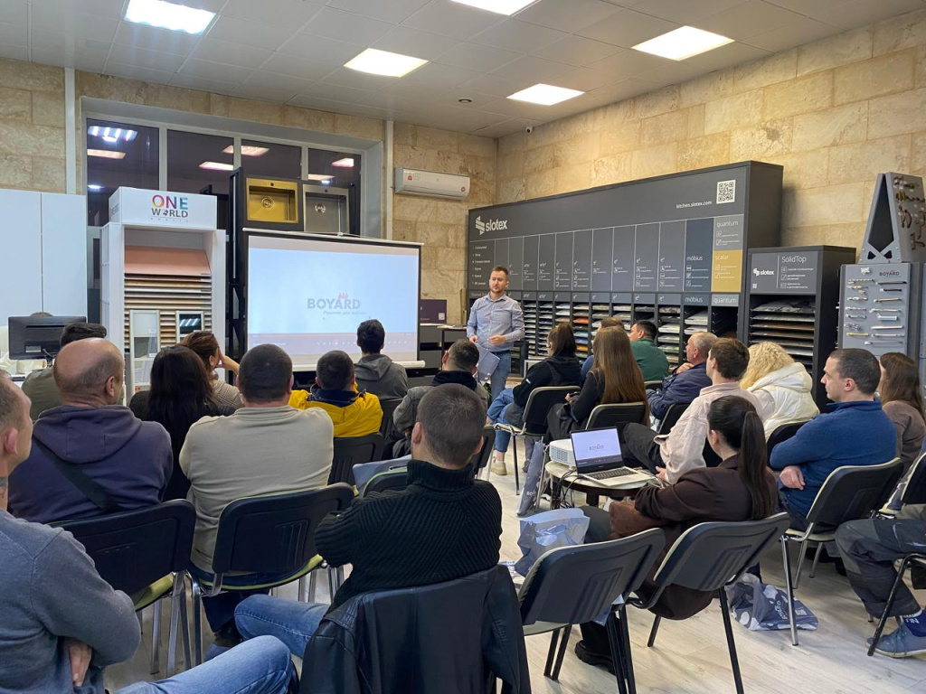 Изображение WhatsApp 2025-10-24 в 17.53.00_19f042c5.jpg